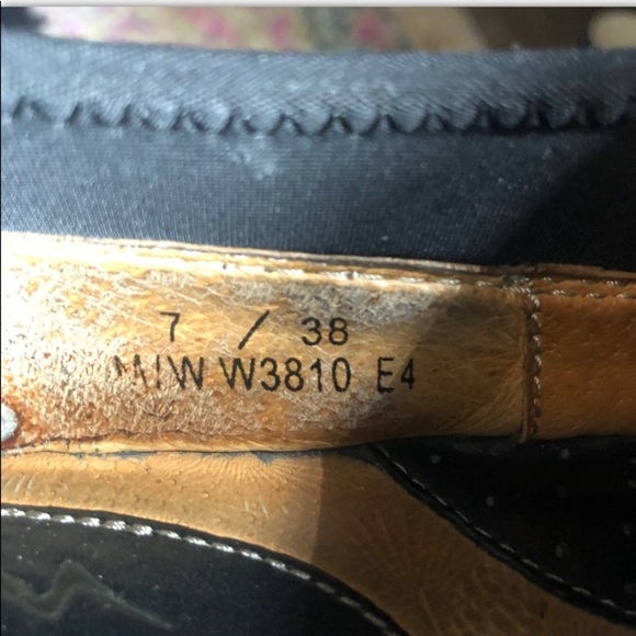 Born Black Leather Slip on Loafers w/ neoprene 7M - Picture 16 of 16